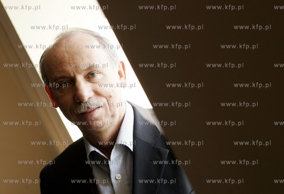 Janusz Lewandowski - europosel. 31.03.2008 fot. Krzysztof...