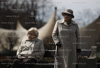 Gdynia.  Uroczystosci zalobne dowodcy Marynarki Wojennej...