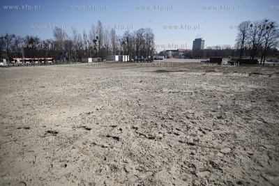 Gdansk. Przygotowania Placu Zebran Ludowych do pelnienia...