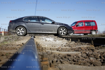 Przejaz kolejowy na ul. Zawodzie w Gdansku Olszynce.
02.04.2014
fot....