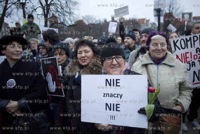 Międzynarodowy Strajk Kobiet. Przemarsz ulicami Gdańska....