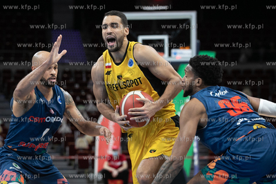 Argo Arena. FIBA Europe Cup. Trefl Sopot - CSM CSU...