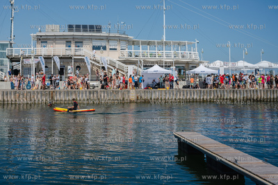Sopot. 12. Charytatywny skok z molo do morza dla Moniki...
