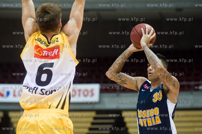 Sopot. Ergo Arena. Mecz sparfingowy Trefl Sopot - Asseco...