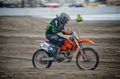 Gdynia. Plaza Miejska. Wielka Orkiestra Swiatecznej...