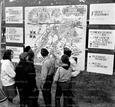 Tablica informacyjna na początku Drogi Kaszubskiej...