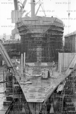 Budowa gazowca przeznaczonego dla armatora zagranicznego...