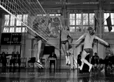 Mecz II ligi piłki siatkowej. Spotkanie gdańskiej...