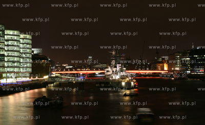 Londyn  noca. Nz. Panorama Tamizy

10.11.2007



fot....