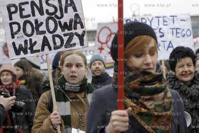 Manifa czyli coroczny przemarsz ulicami Gdanska feministek...