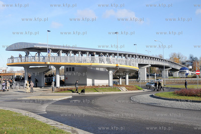 Otwarcie kladki nad torami w Gdyni Redlowie. Konstrukcja...