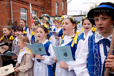 Bytów. Happening promujacy projekt Pomorskiej Kolei...