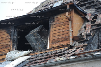 Sopot, ulica Bitwy pod Plowcami 46. O godzinie 4 05...