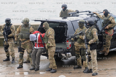 IX Zlot Mikolajow na Motocyklach w Trojmiescie. Na...