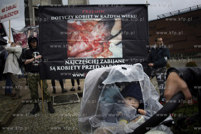 Gdańsk, Plac Solidarności. Czarny Protest, czyli...