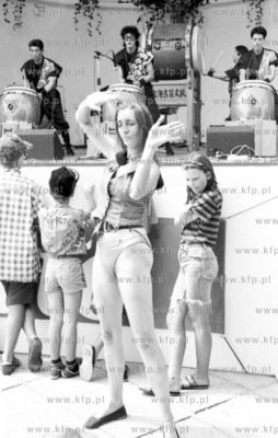 III Miedzynarodowy Festiwal Folkloru w Sopocie. Jedna...