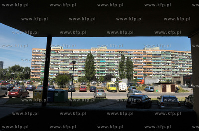 Gdansk Przymorze. Falowiec na al. Rzeczypospolitej...