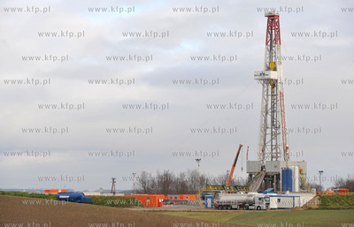 Lewino, gmina Linia. Odwiert poszukiwawczy zloz gazu...