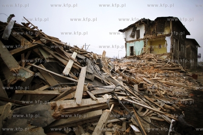 Gdańsk. Rozbiorki budynkow mieszkalnych przy ul. Marynarki...