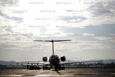 Gdansk Rebiechowo. Lotnisko im. Lecha Walesy. Uroczyste...