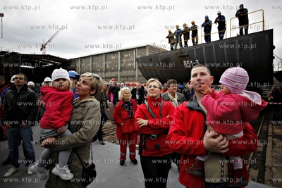 Gdansk. Stocznia Remontowa Shipbuilding. Wodowanie...