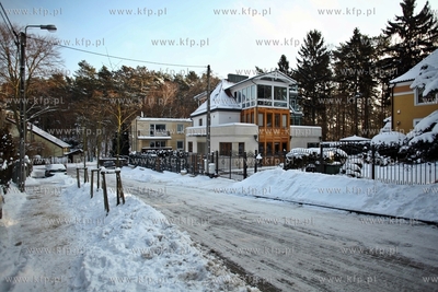 Sopot. Domy przy ul Andrzeja Struga.
14.01.2013
fot....
