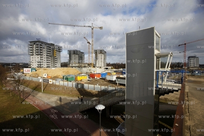 Zespol wiezowcow CityPark na gdanskiej Zaspie. 17.02.2014...