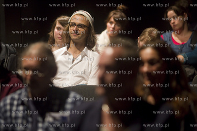 Świat Mało Znany. Przegląd teatralny grupy Im Plus...