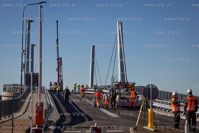 Pierwsze próby obciążeniowe budowanego mostu w Sobieszewie.
29.09.2018
fot....