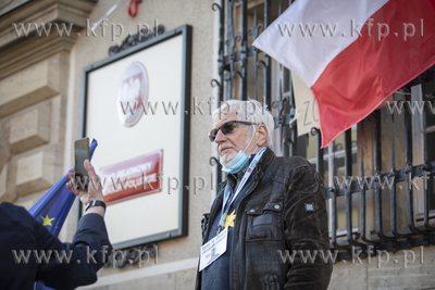 Protest z cyklu Wolne Sądy gdanskiej grupy Obywateli...