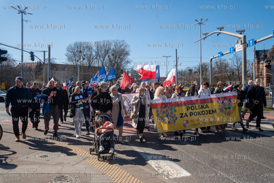Gdańsk. Marsz "Polska za pokojem" zorganizowany przez...