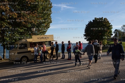 Gdynia Orłowo. Jesienne popołudnie. 06.10.2018  Fot....