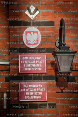 Gdansk. Budynek Sadu Rejonowego oraz Sadu Okregowego...