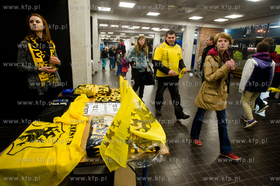Gdansk. Hala Olivia. Kaszubski Weekend z Hokejem. Mecz...