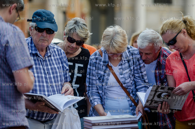 Gdansk. Targ Weglowy. Premiera ksiazki pt. Gdansk w...