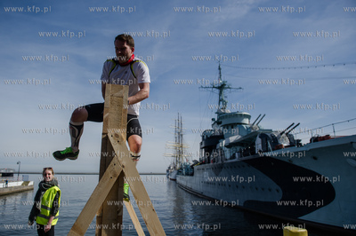 Gdynia. Morderczy trening przygotowujacy do zawodow...