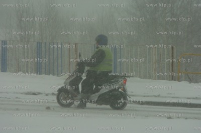 Slupsk zasypany sniegiem, do odsniezania zmobilizowano...