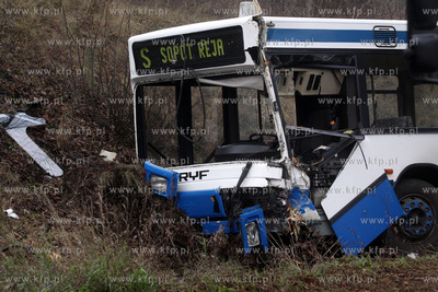Ok. godz. 9 na wysokosci Kolibek Volkswagen T4 jadacy...