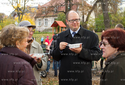 Gdansk, Siedlce. Otwarcie nowego malego placu zabaw...