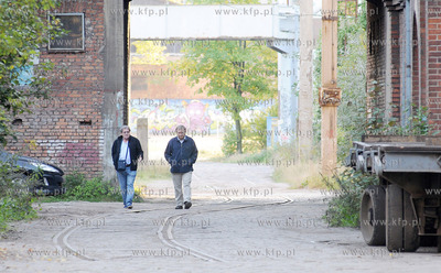 Tereny Stoczni Gdanskiej. Plan zdjeciowy filmu Uklad...