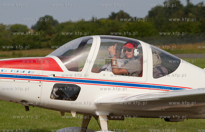 Trzynascie motoszybiowcow z Niemiec przez weekend goscilo...