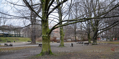 Gdynia. Park w rejonie ulic Legionow i Pilsudskiego....