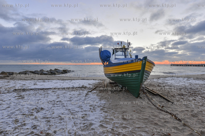 Gdynia. Kuter rybacki w  Orlowie. 06.01.2016 fot. Fot.Jan...
