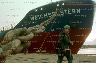 Stocznia Gdynia - statek WEICHSELSTERN fot. Lukasz...