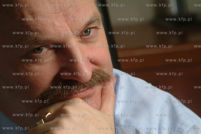 Pawel Olechnowicz - prezes Rafinerii Gdanskiej. 21.02.2003...