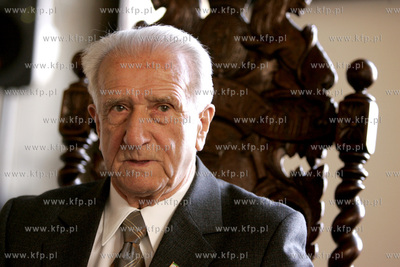 Roman Rogocz zasluzony pilkarz Lechii Gdansk obchodzil...