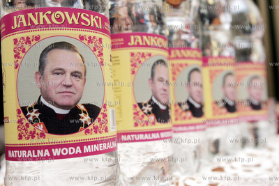 Ksiadz pralat Henryk Jankowski z kosciola sw. Brygidy...