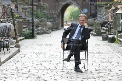 Donald Tusk - polityk, lider Platformy Obywatelskiej....