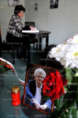 Biuro Poselskie Arkadiusza Rybickiego, ktory zginal...