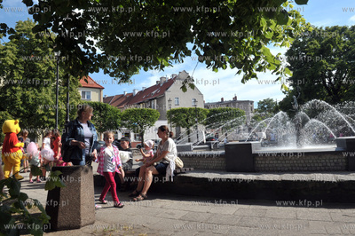 Gdansk Dolny Wrzeszcz. Festyn na placu Jozefa Wybickiego...